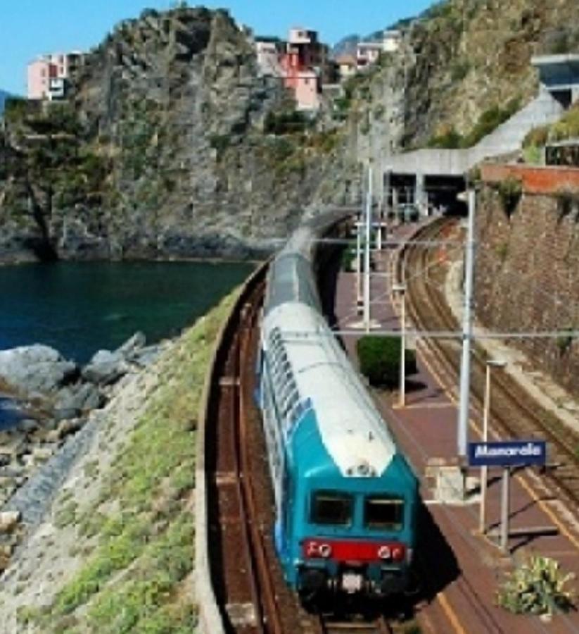 Scalinata Vernazza Little House La Spezia Kültér fotó